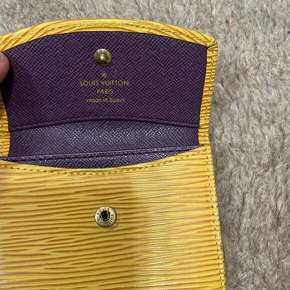 Louis Vuitton Epi Yellow Leather Flap Wallet Card Holder - Picture 4 of 7
